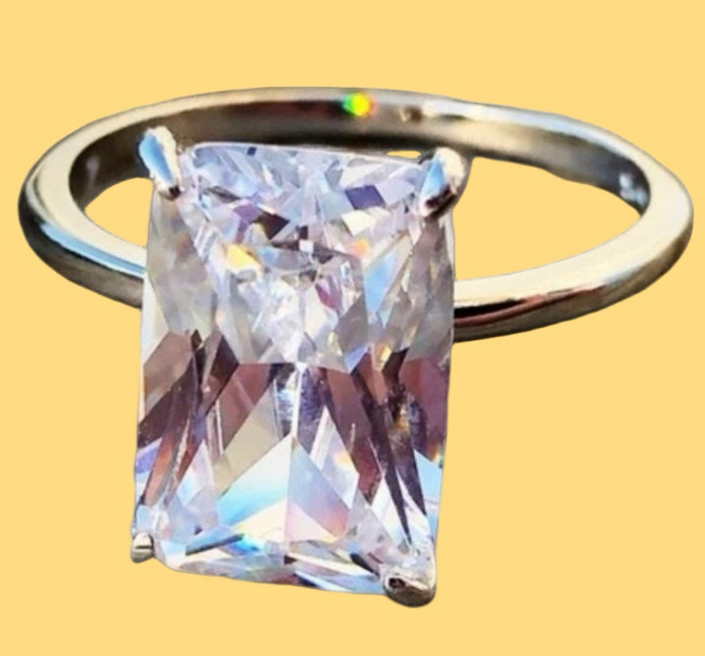 3 Carat Radiant Cut AAAA+ Quality Zircon Diamond Solitaire Ring NEW